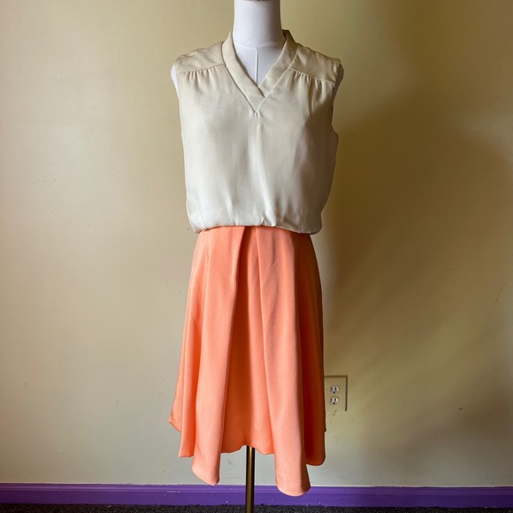 Vintage 1960s Morton Myles for Malcolm Charles Dress Cream & Orange Small - Picture 1 of 9